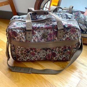 Vintage tapestry carpet bag